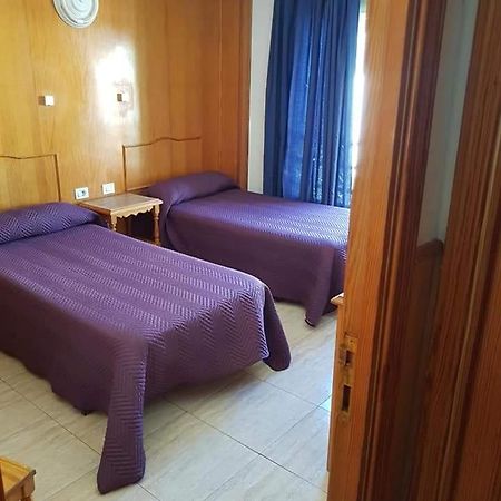 Pension Medina Сан-Кристобаль-де-Ла-Лагуна Экстерьер фото
